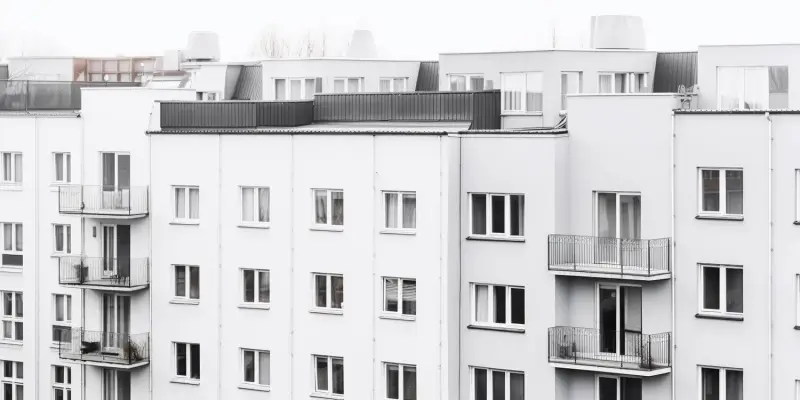 Samodzielna sprzedaż nieruchomości - czy się opłaca?